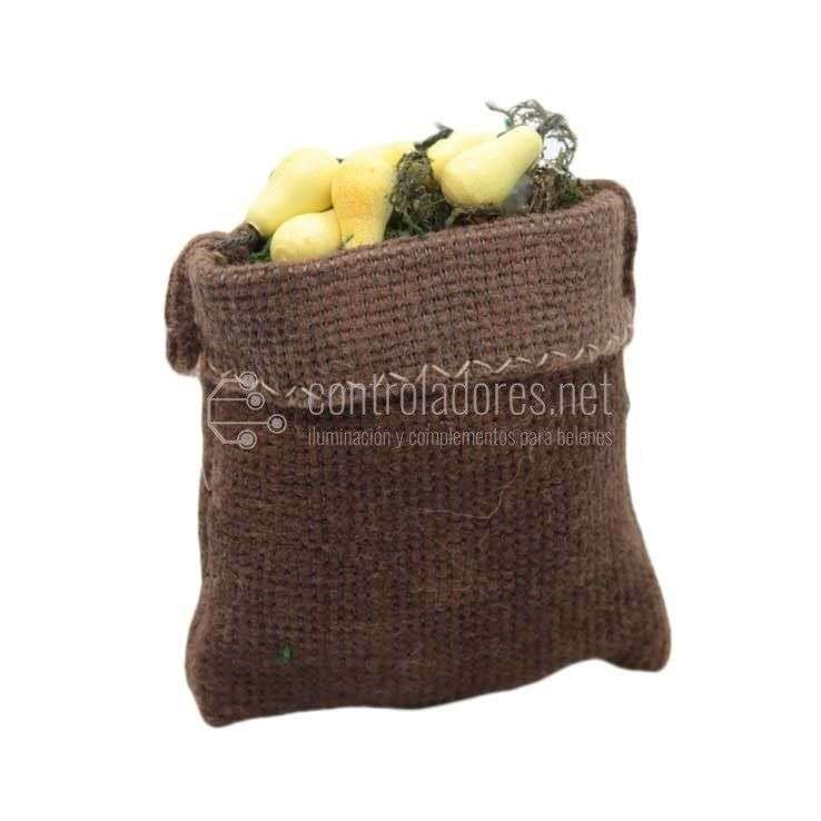 Small brown sack with fruits