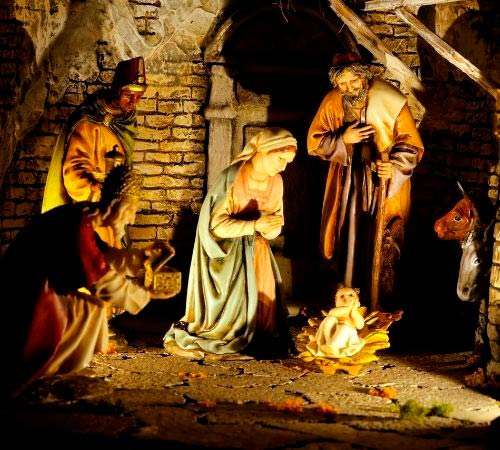 9 steps to set up the nativity scene at home